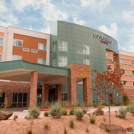 Courtyard By Marriott Houston City Place Spring Dış mekan fotoğraf