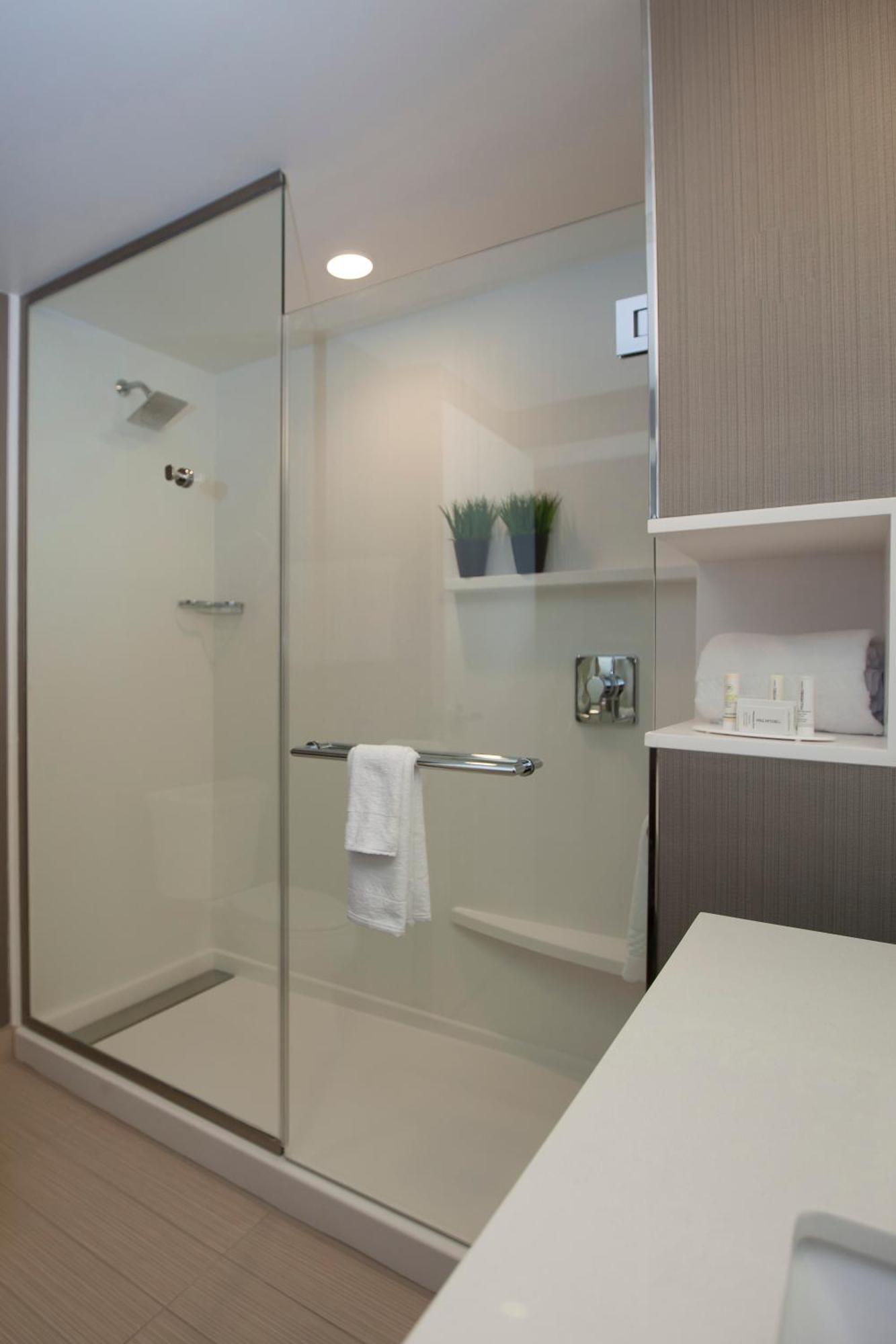 Courtyard By Marriott Houston City Place Spring Dış mekan fotoğraf