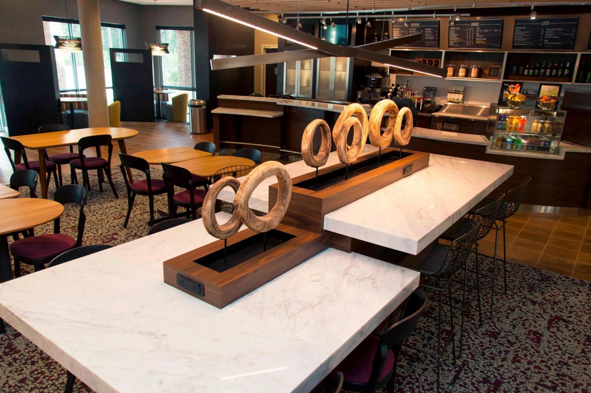 Courtyard By Marriott Houston City Place Spring Dış mekan fotoğraf