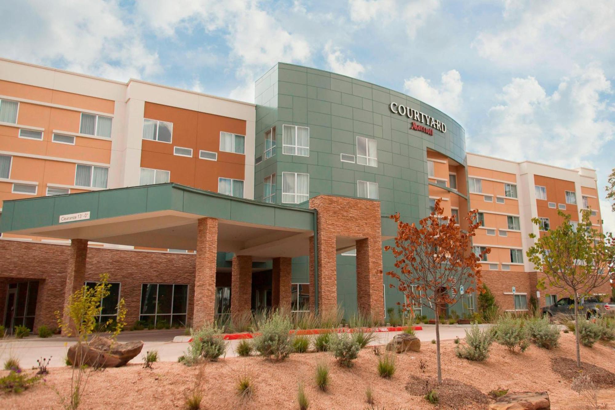Courtyard By Marriott Houston City Place Spring Dış mekan fotoğraf